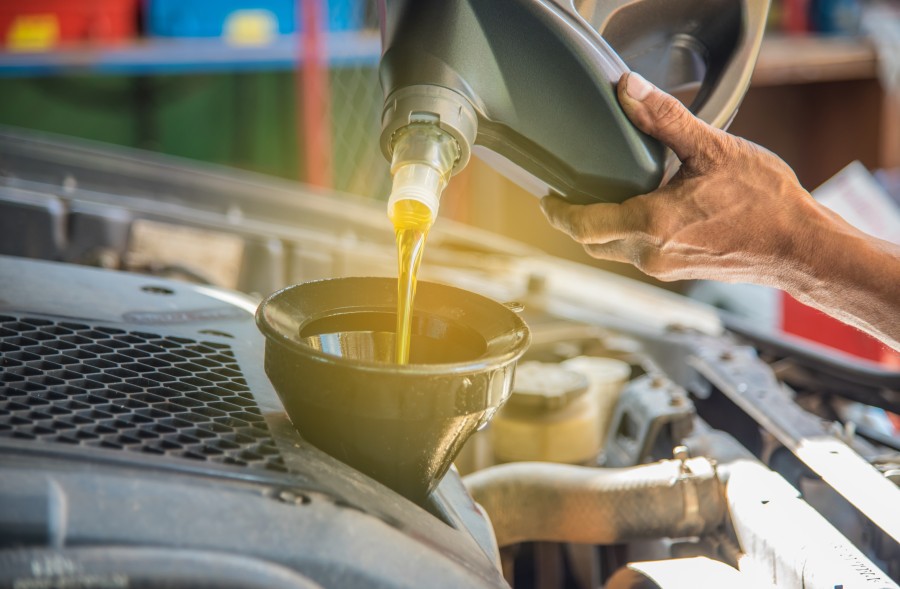 Automotive Oil Recycling: Giving Used Oil a Second Life